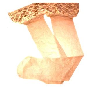 ✨NWOT Tan nude thigh high stockings lace trim